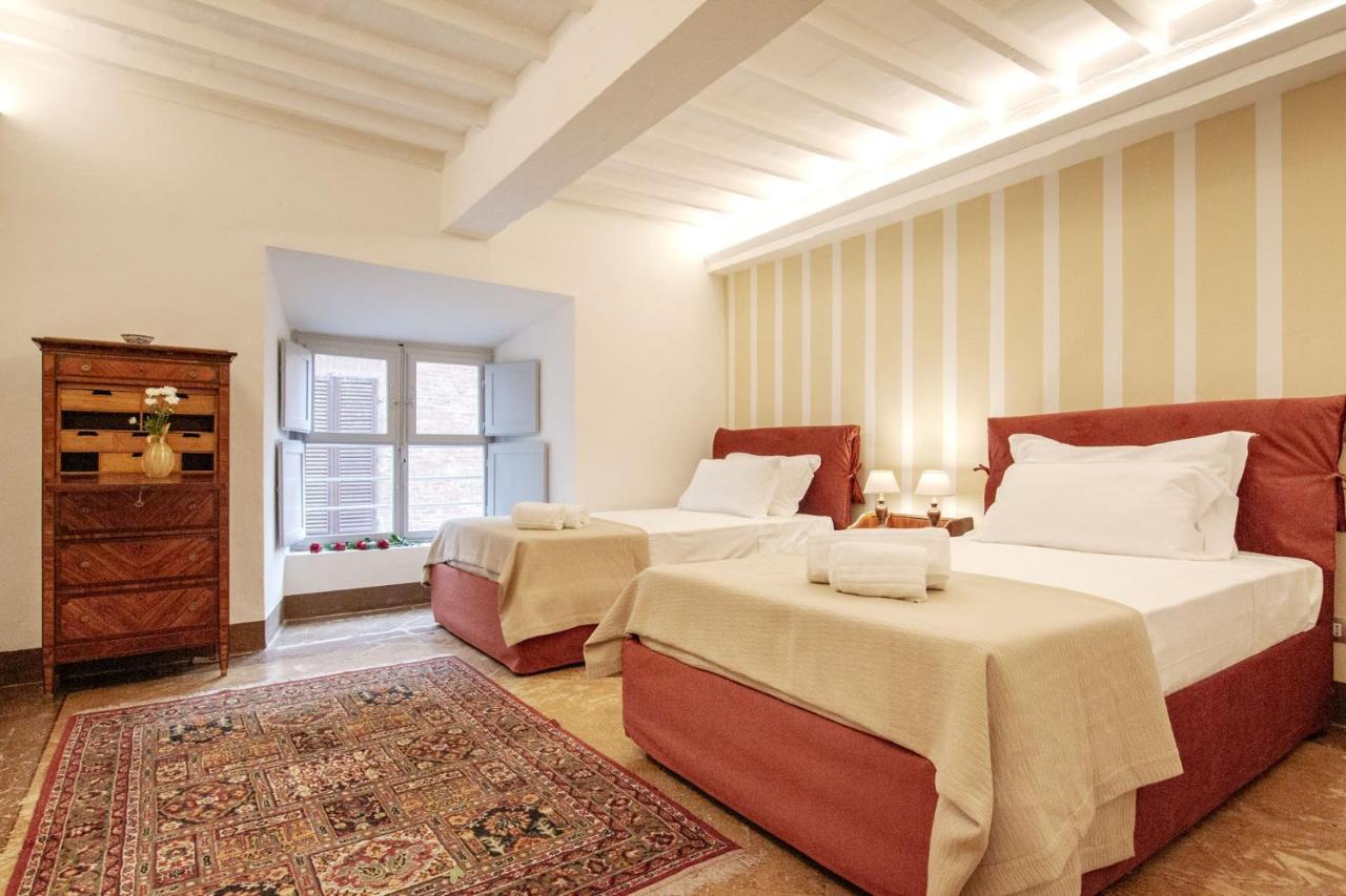 Palazzo Chigi Zondadari Apartment Siena Ngoại thất bức ảnh